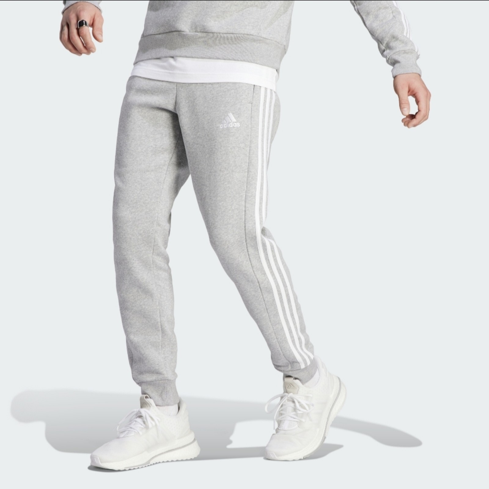 Adidas men Essentials Fleece 3-Stripes Tapered Cuff Pants Size XL - New