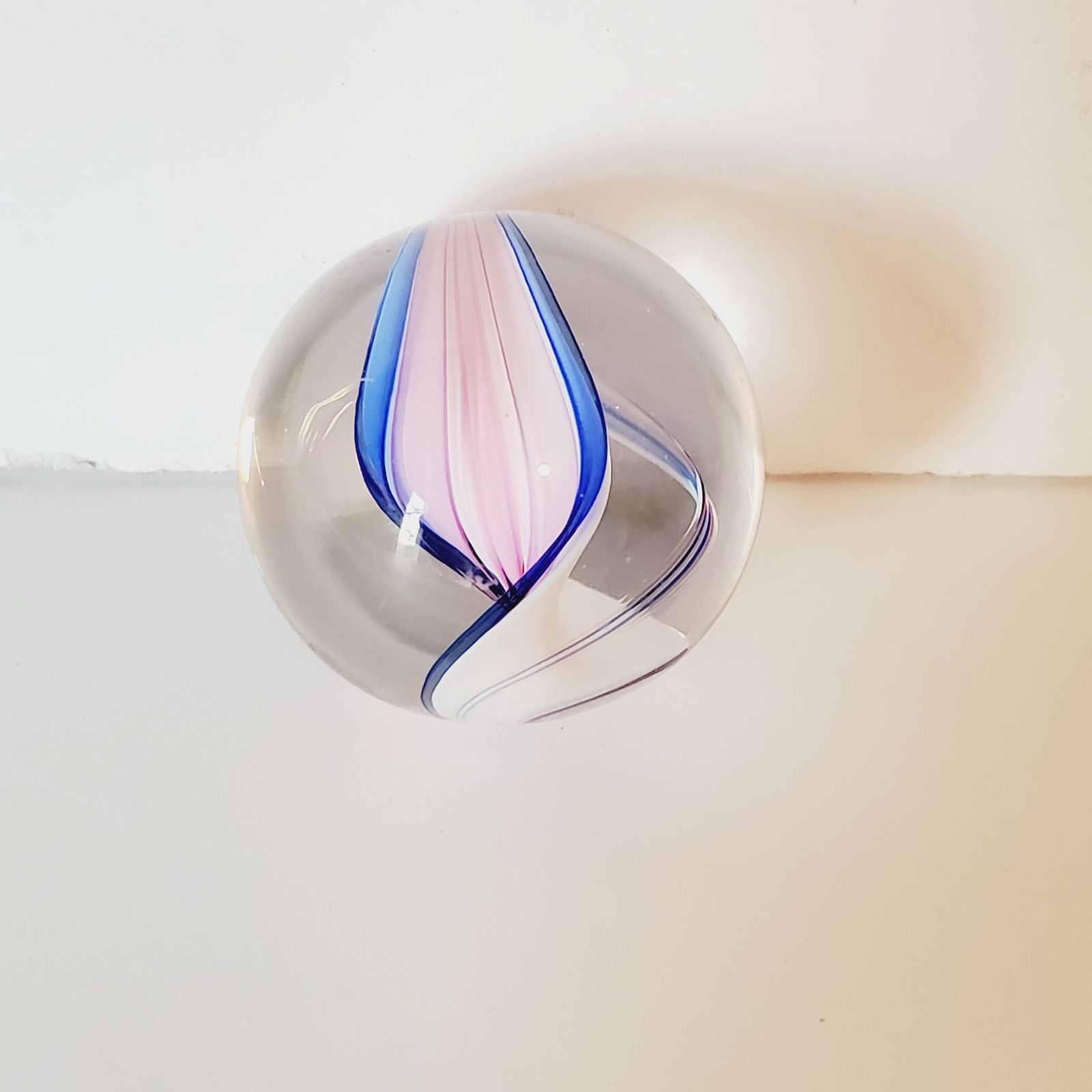 Art glass marble, 1.06\