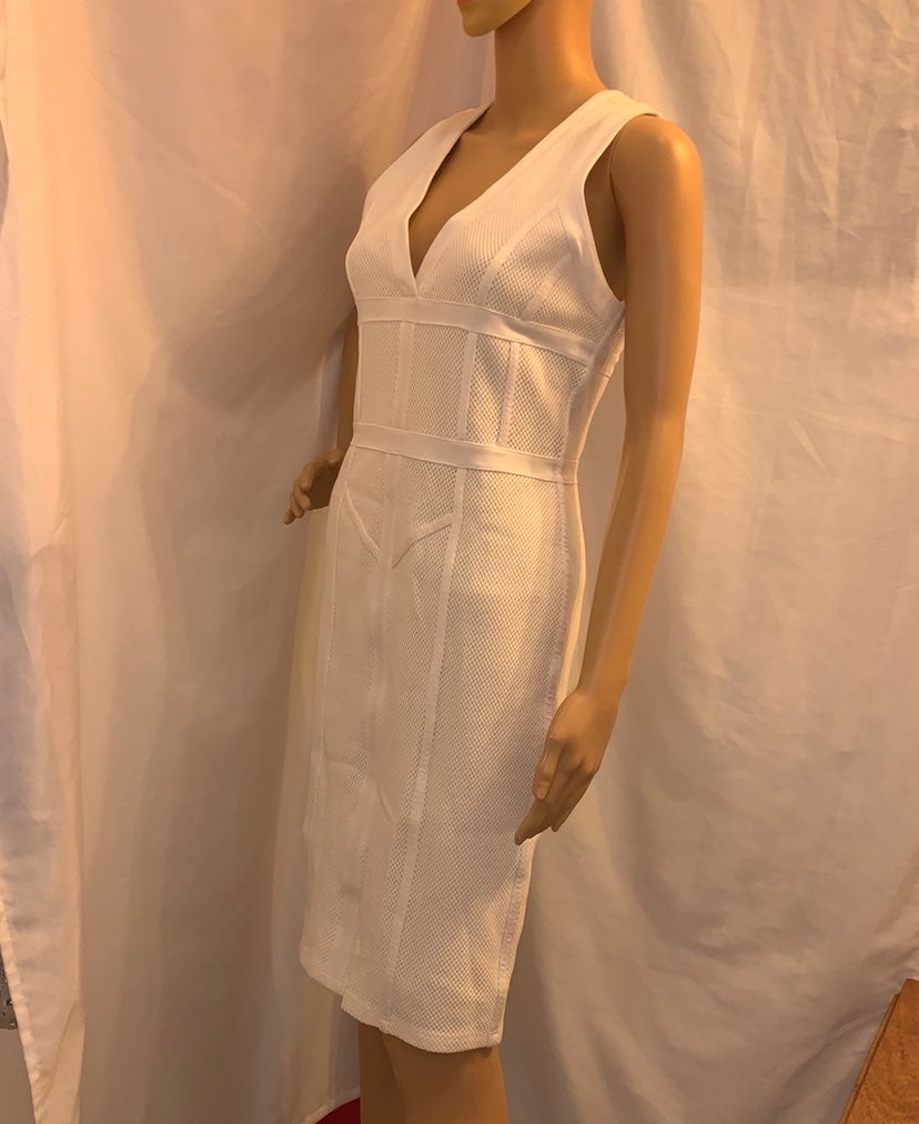 BURBERRY size 8 white viscose DRESS