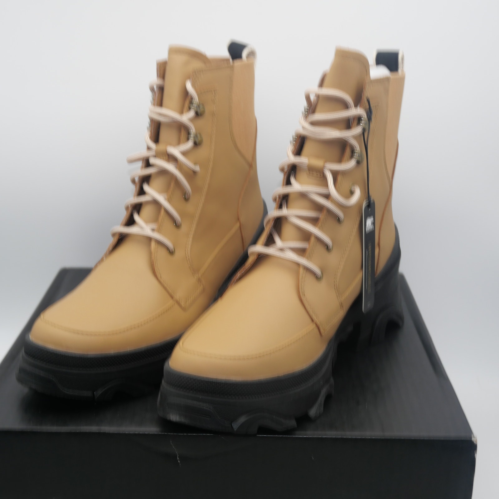 NEW SOREL Brex Lace Up Boot Women's 11 Tawny Brown Black Leather Rain Boot