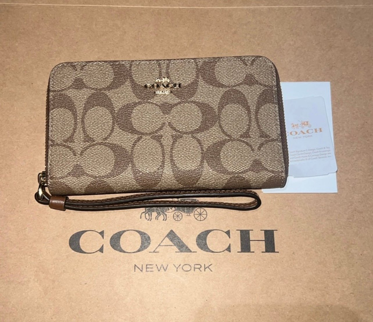 NWT COACH Medium ID Zip Wallet 57468 Signature Coated Canvas Khaki Saddle 2