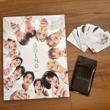 GOING SEVENTEEN Magazine Vol 2 w/ Photocards