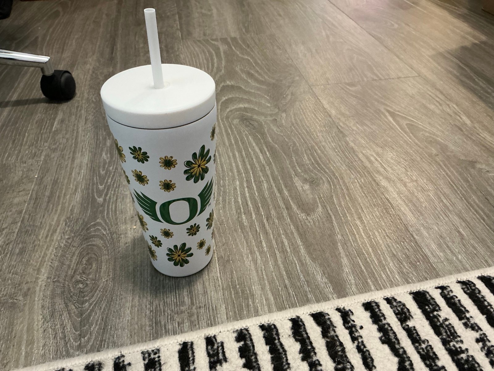Oregon Ducks Flowers Hydrapeak Tumbler Stainless Steel with straw