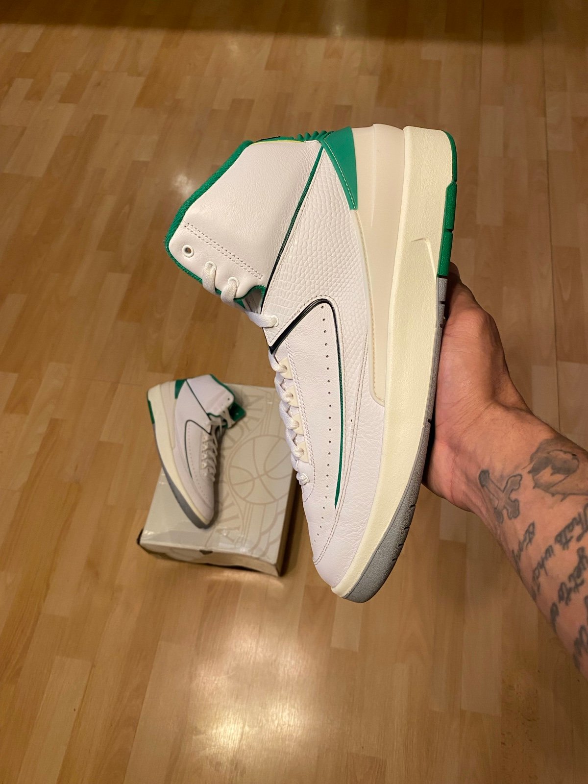 Air Jordan 2 ‘ lucky green ‘