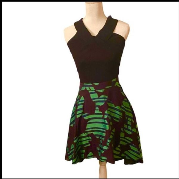 Bebe Beautiful High Low Sleeveless Stretchy Top Green Black Dress Size Medium shops