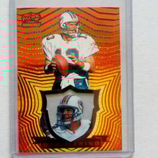 DAN MARINO ** PACIFIC INVINCIBLE Card #790. Mint Condition !!