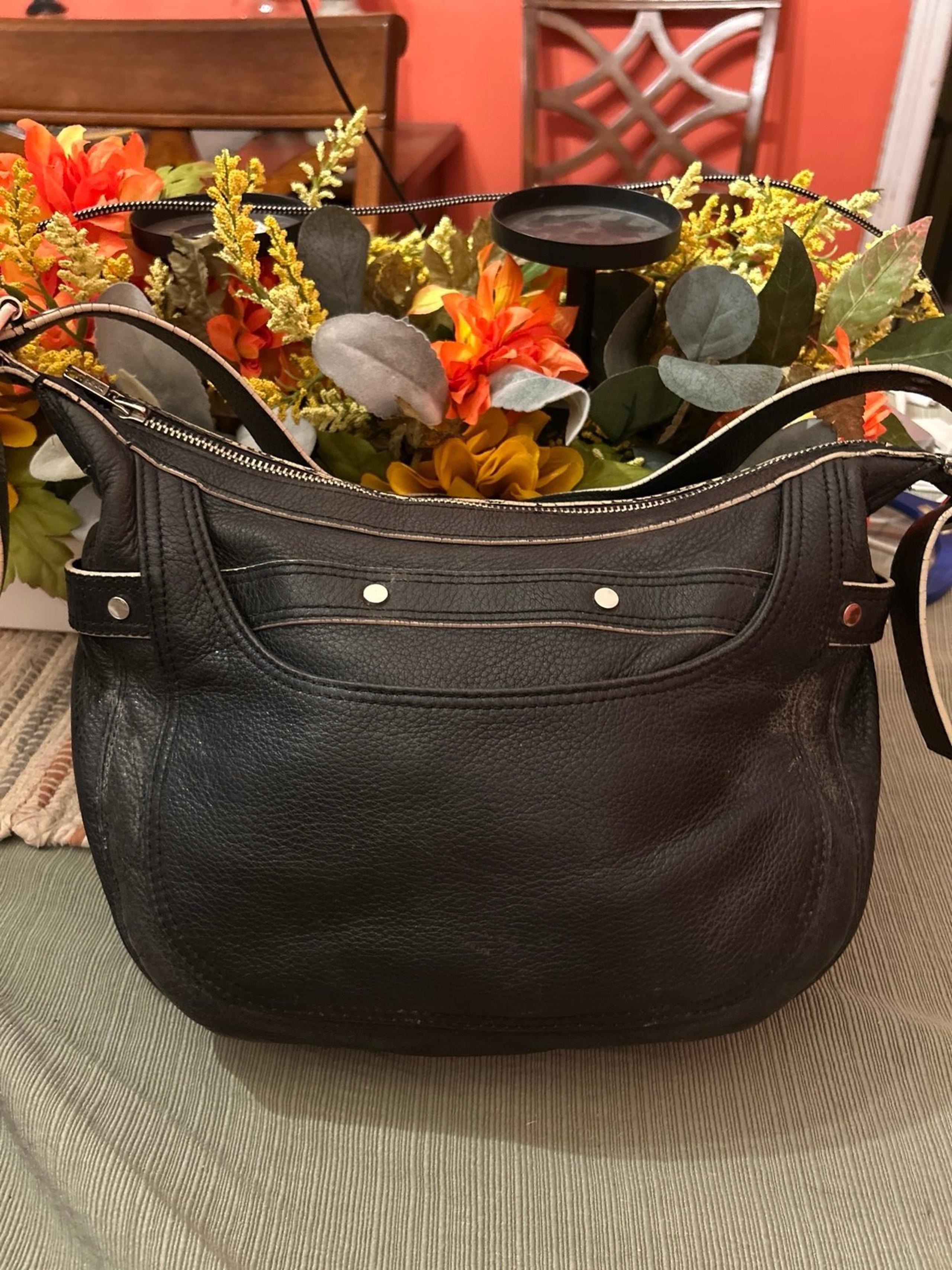 Gianni Bini medium sized hobo bag