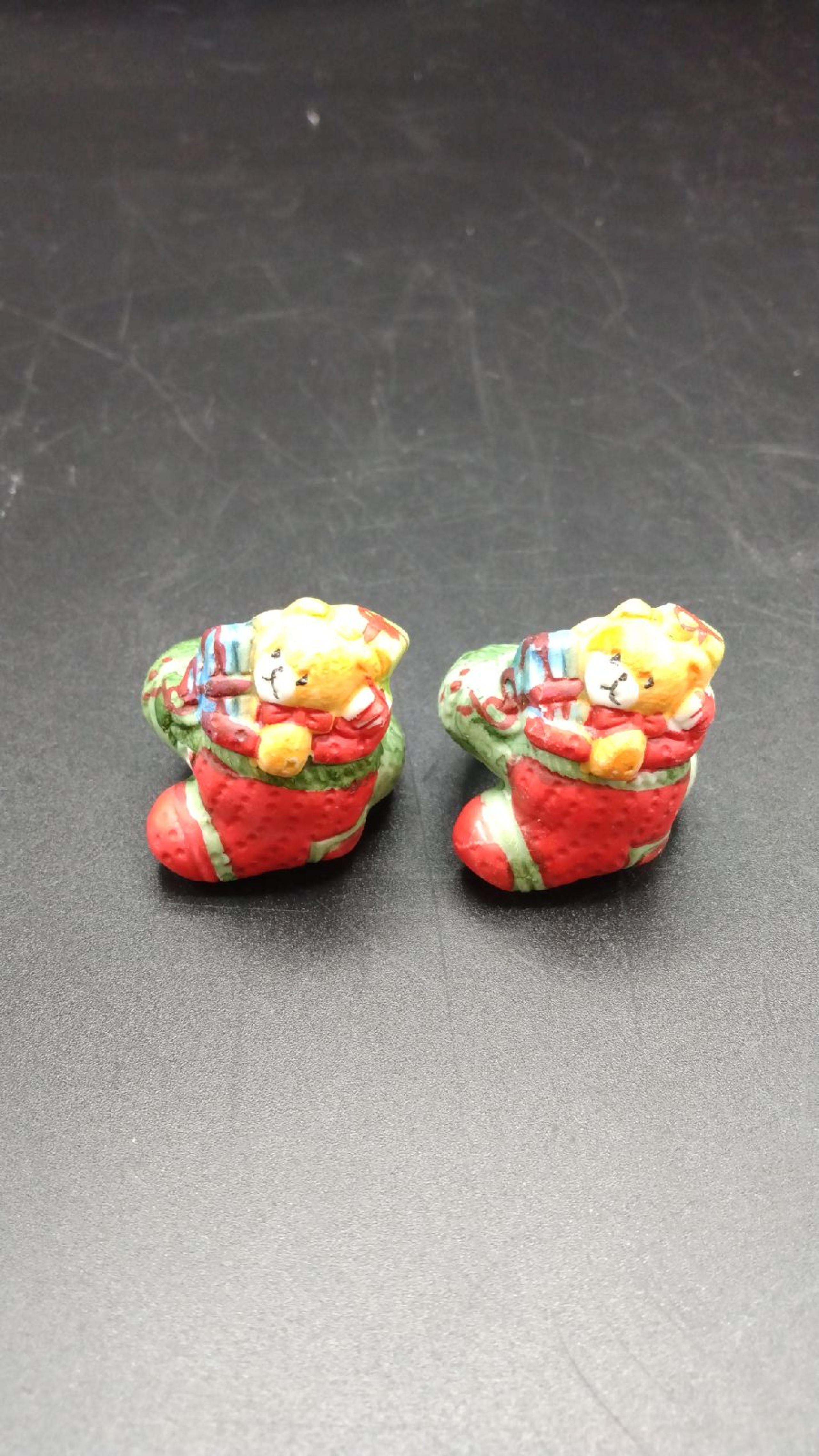 VTG Jasco Taiwan Holiday Napkin Rings