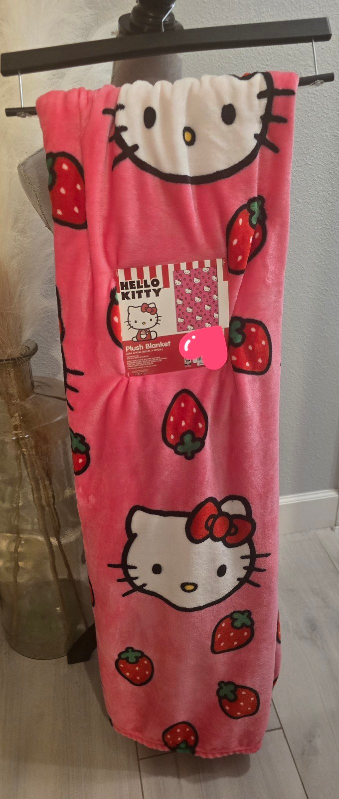 Hello Kitty Pink Strawberry Plush Oversized Throw Blanket 60 x 90 NWT