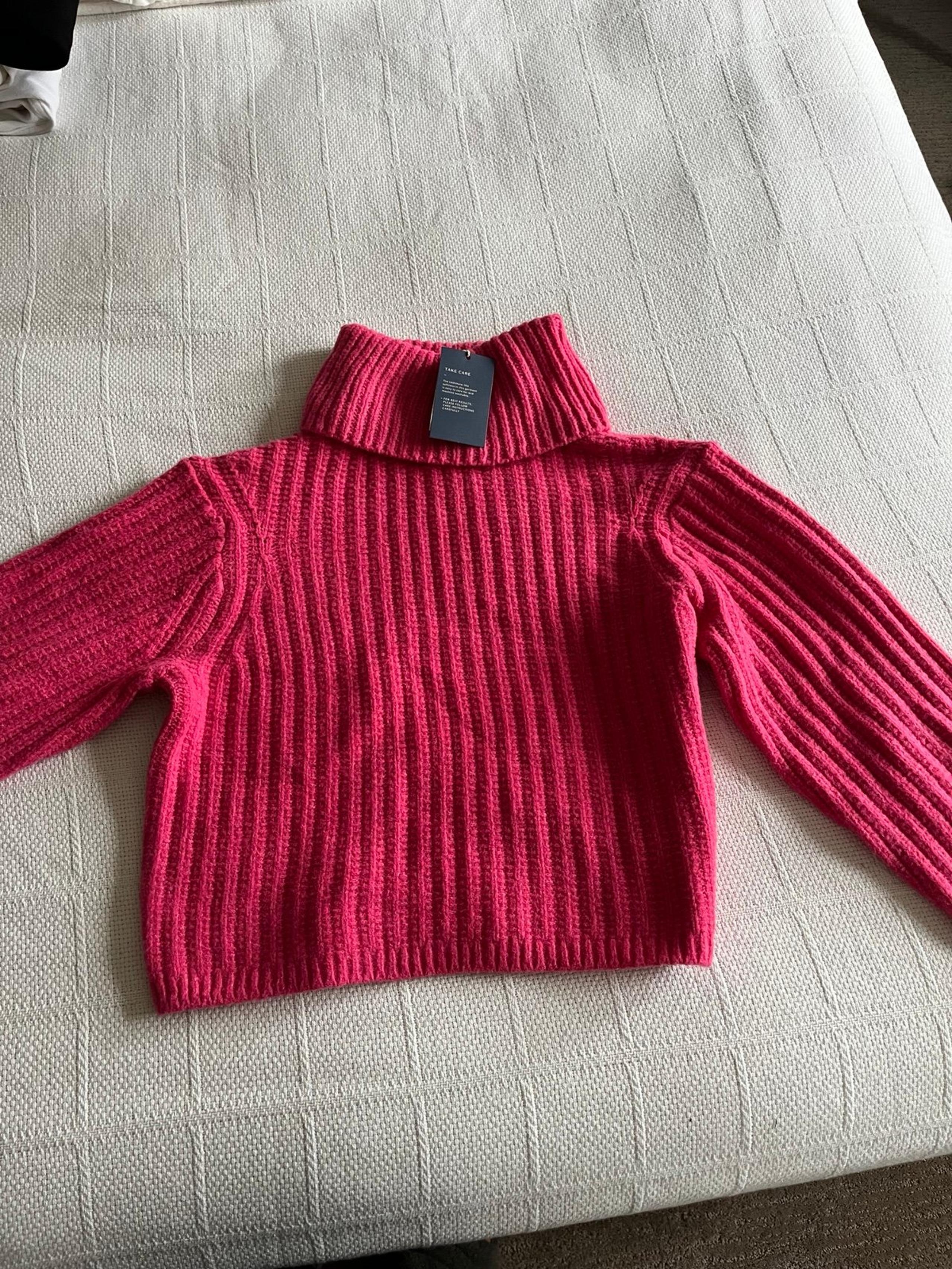 Universal Threads pink knit longsleeve turtleneck sweater