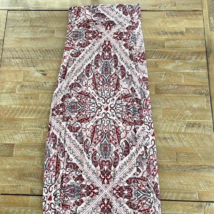 Mid rise tribal knit maxi skirt