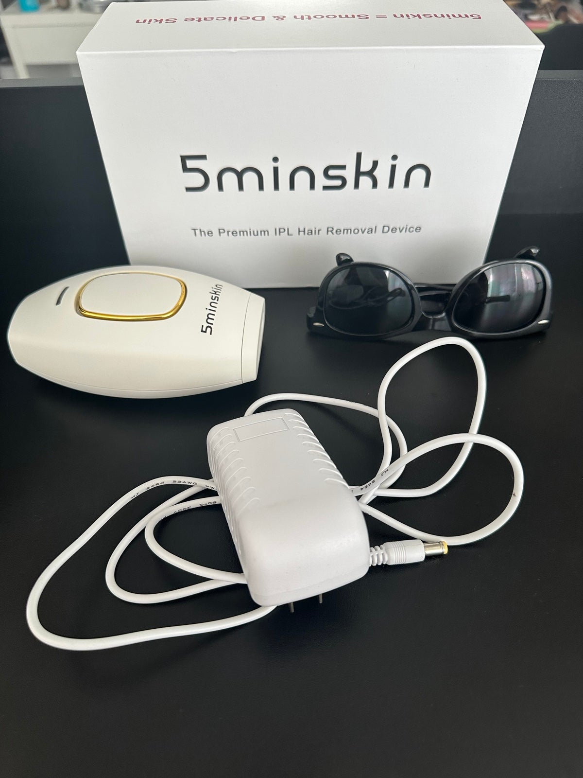 Laser hair remover