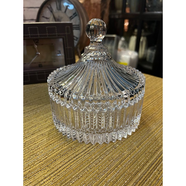 Gorgeous Thick Ribbed Crystal Candy Dish