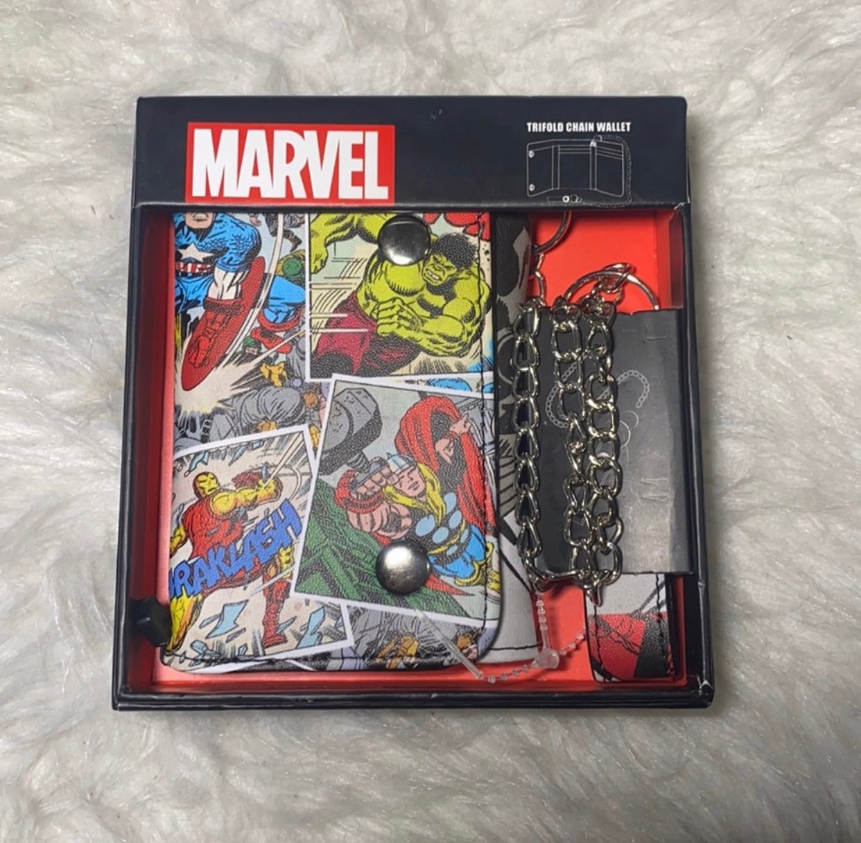 NEW Marvel Comic book Trifold Chain Wallet