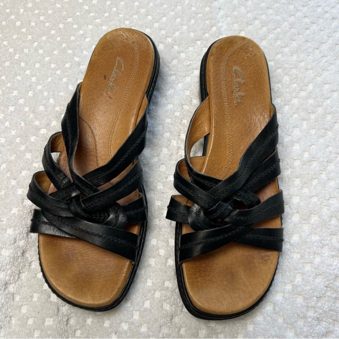 Clarks sandals black leather strappy