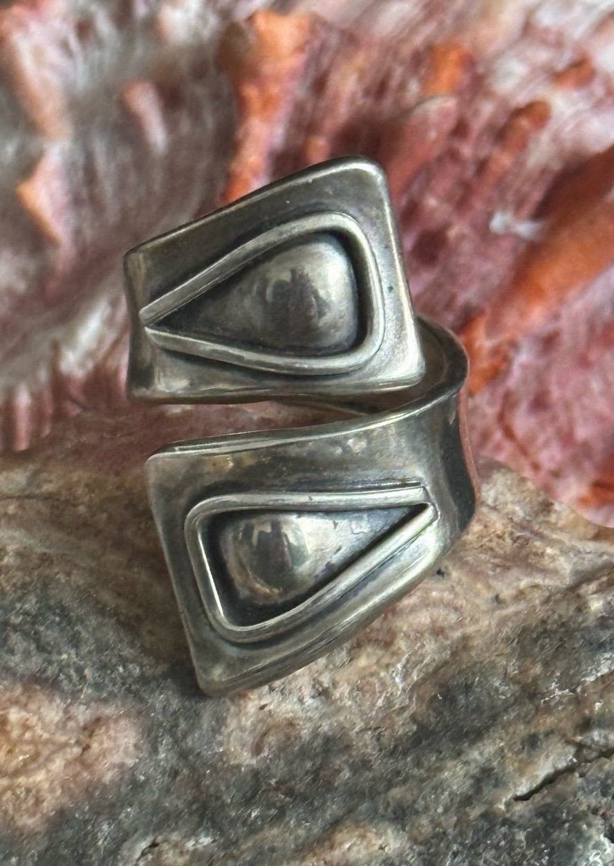 Vintage Sterling Silver Size 9 Ring
