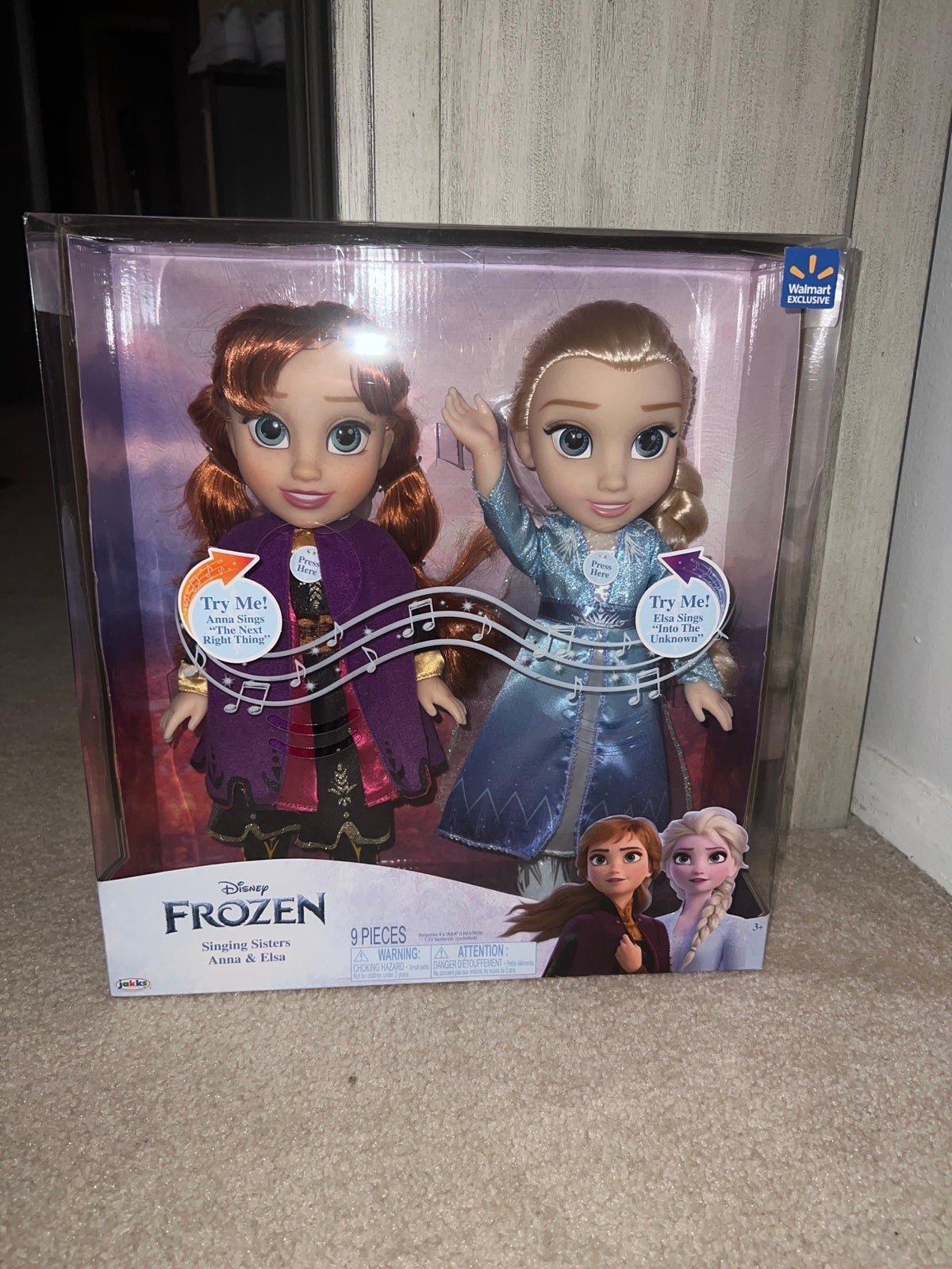Anna & Elsa singing dolls