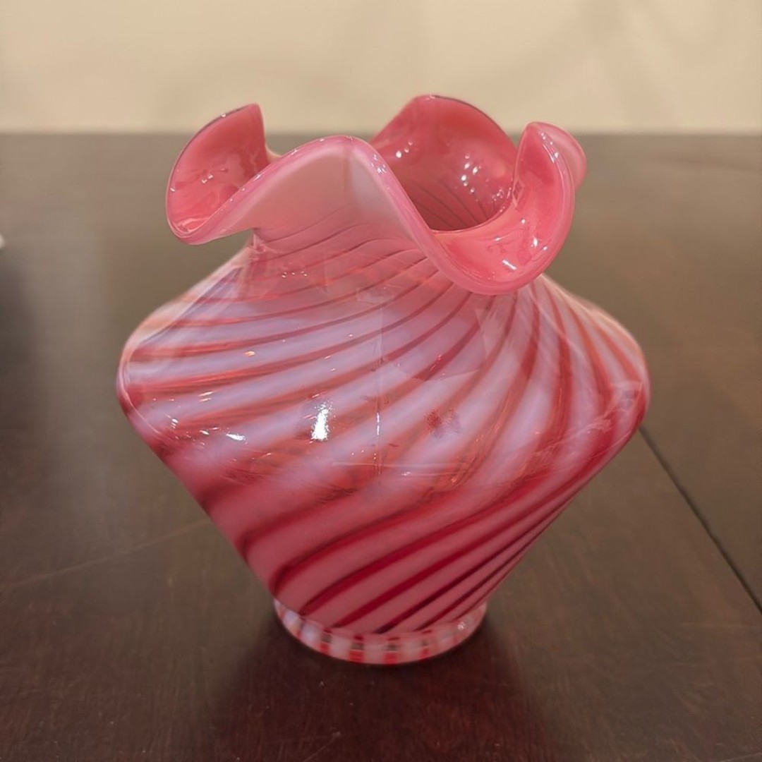 Fenton cranberry opalescent spiral optic glass vase ruffle top