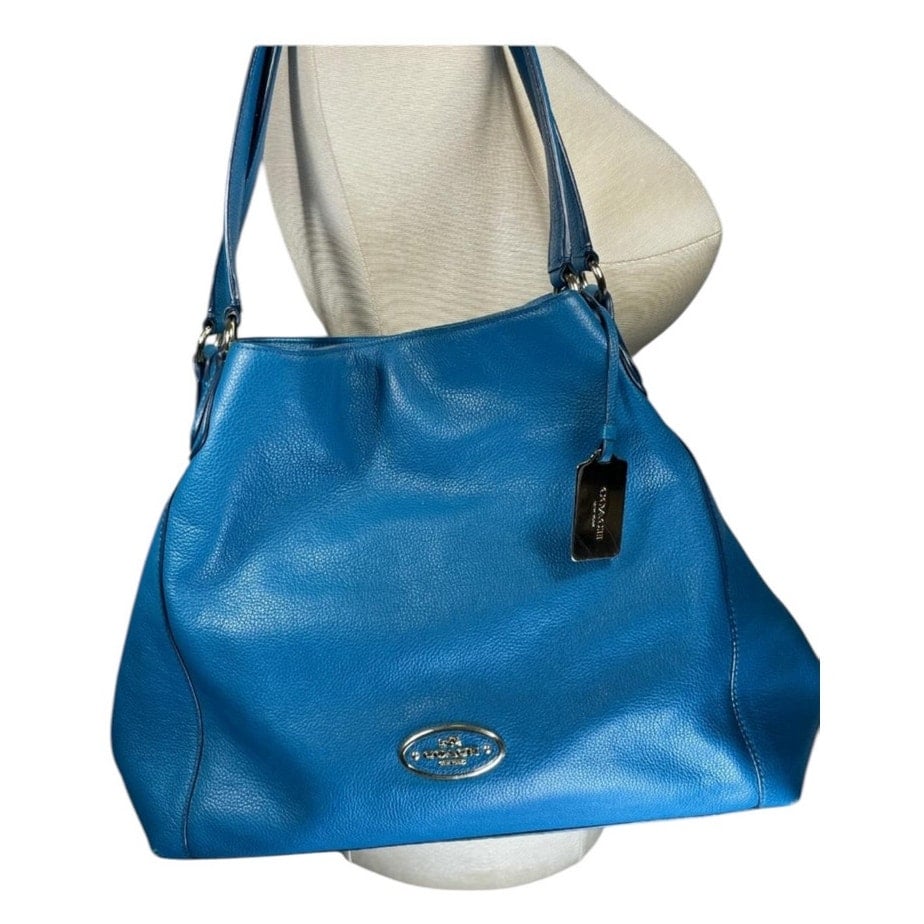 Vintage Coach Pebble Leather 3 Compartment Shoulder Bag in Teal