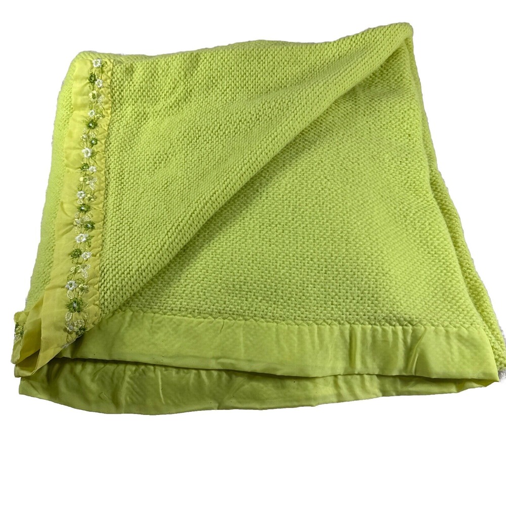 Vintage Sears Acrylic Waffle Weave Blanket Satin Trim Avocado Green 84 X 84
