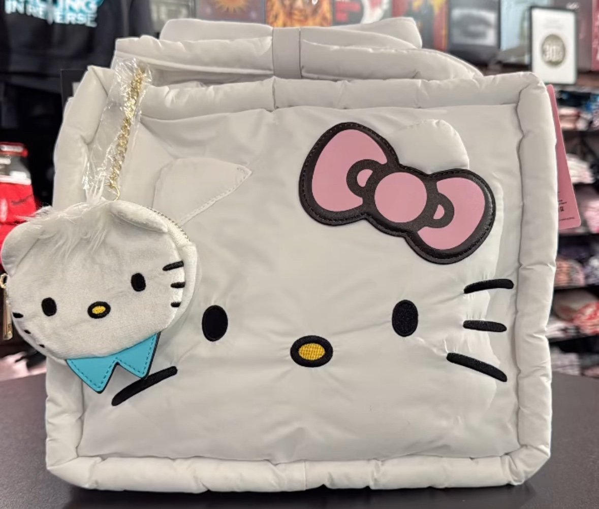 Hello Kitty Dear Daniel Puff Purse