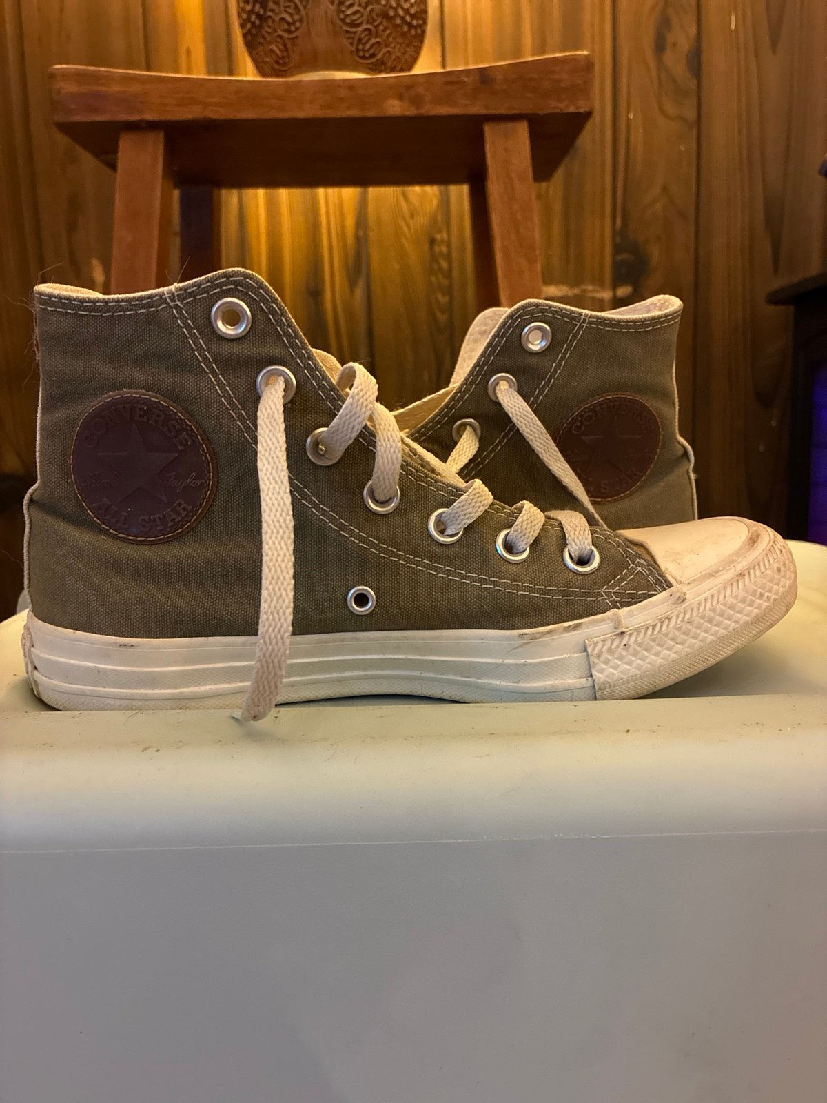 Converse