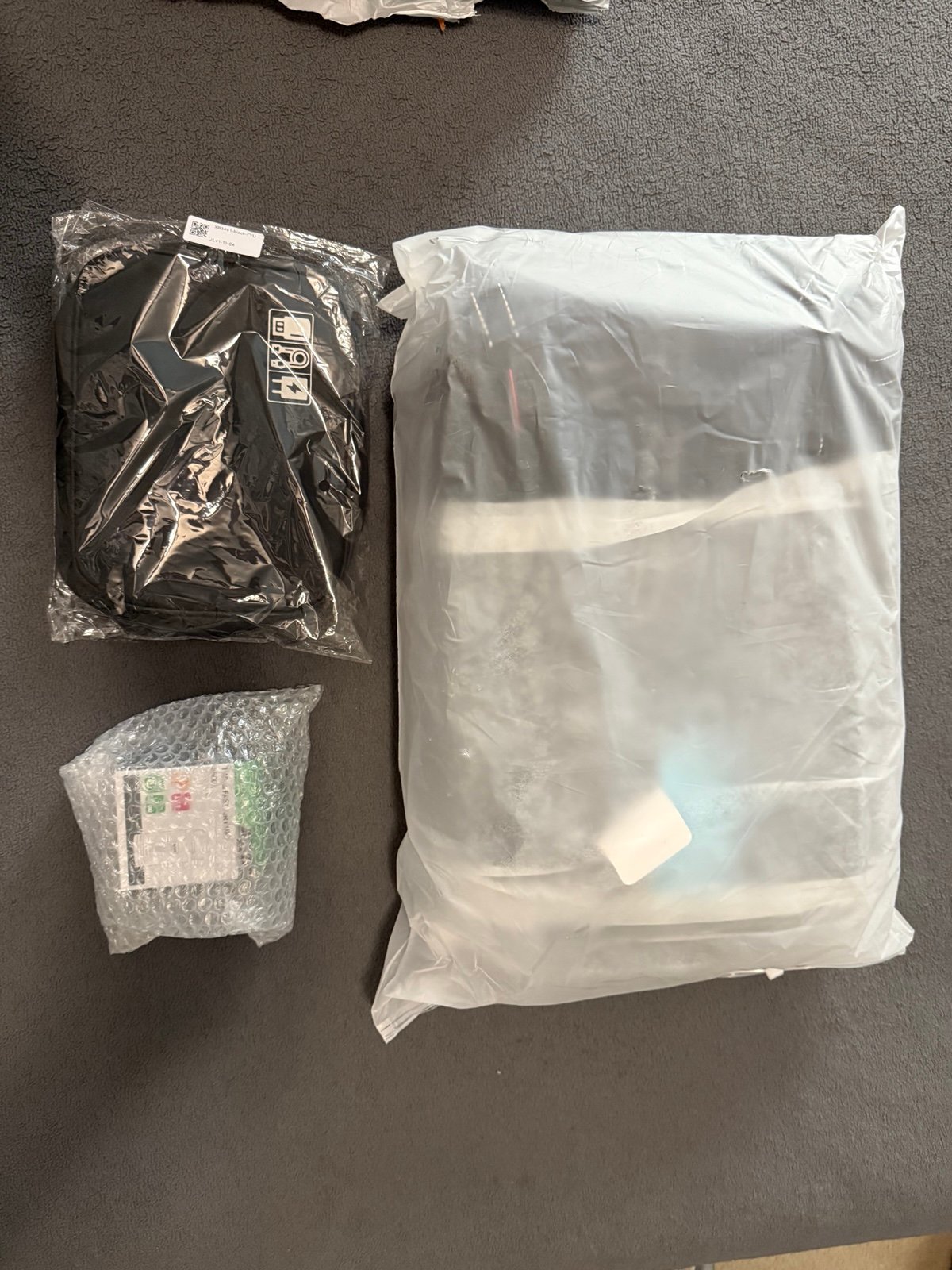 Air Travel Bag 2nd Gen w/vacuum and case