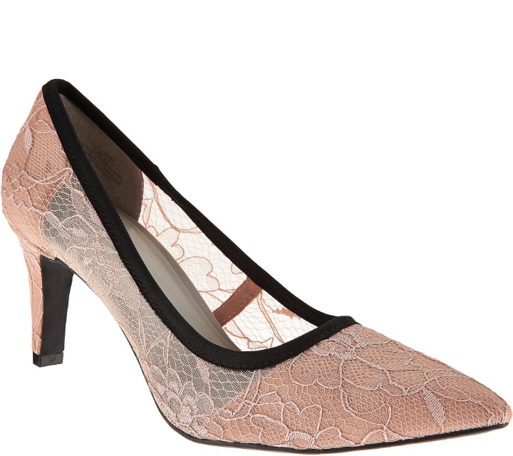 Lori Goldstein Collection Novelty Pumps