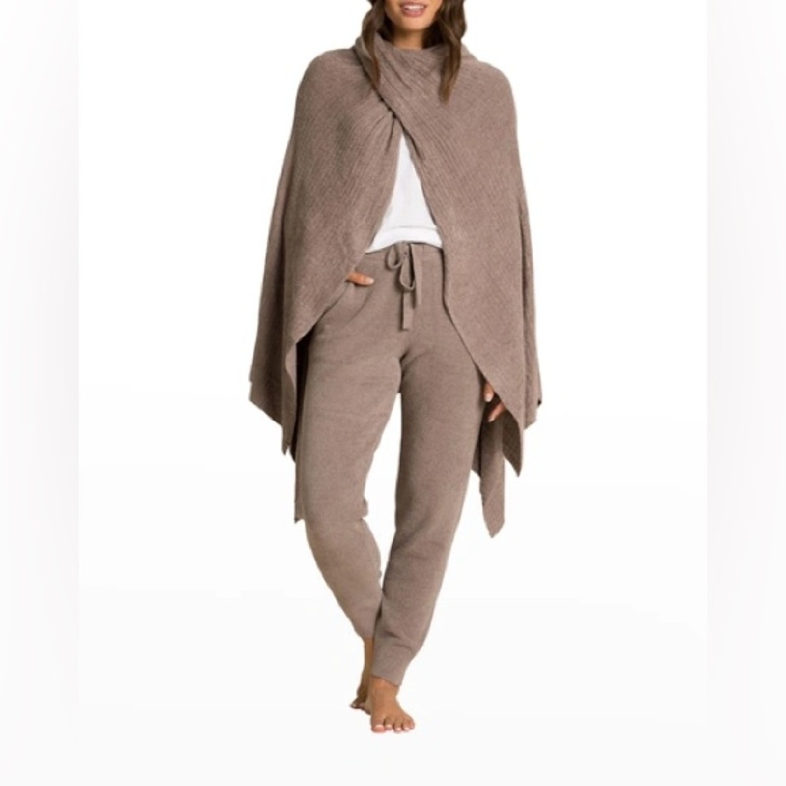 BAREFOOT DREAMS Cozychic Lite Wide-Rib Travel Wrap In Tan OS Warm Soft Neutral