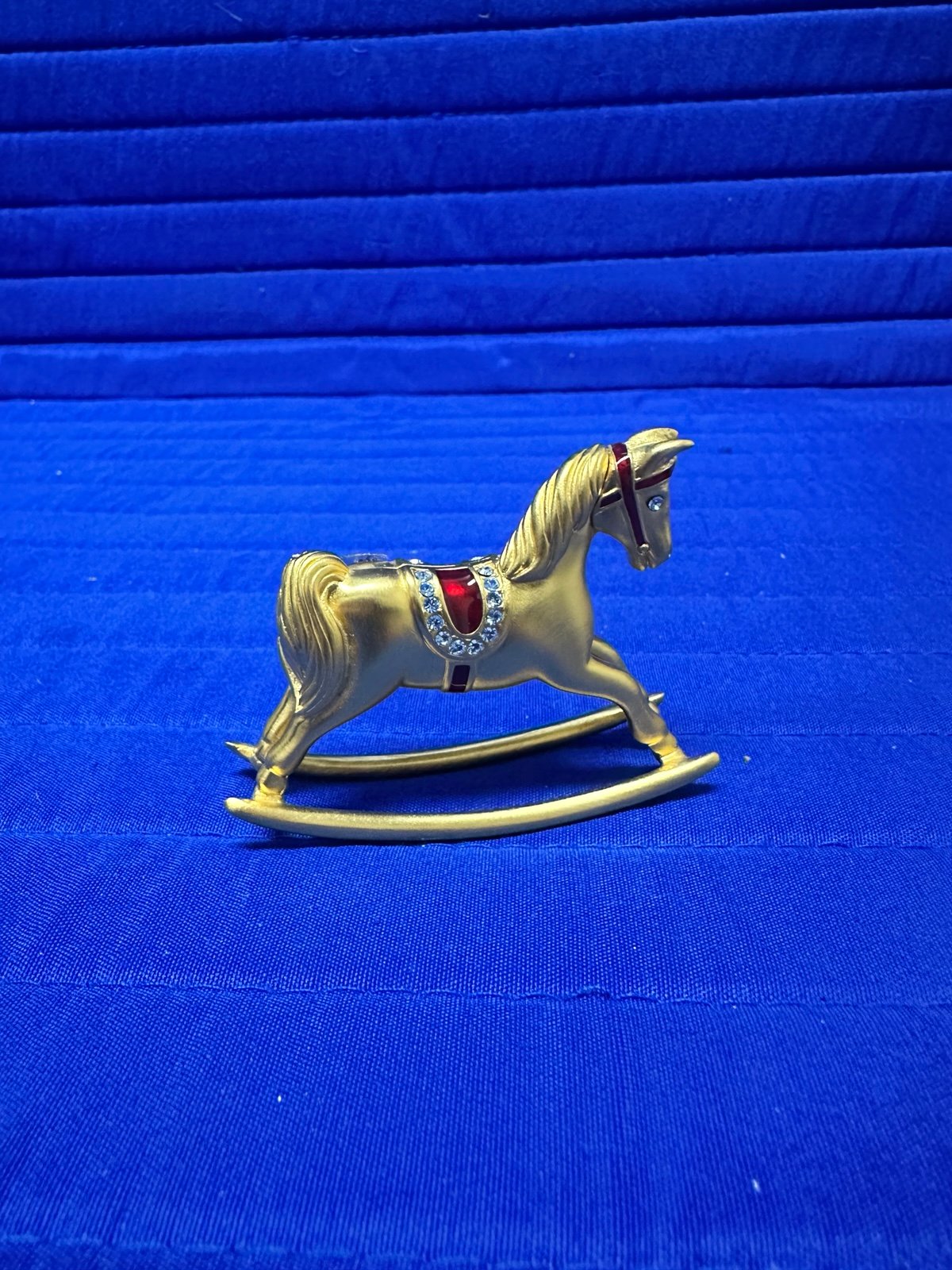 Estee Lauder Rocking Horse Solid Perfume Compact Full