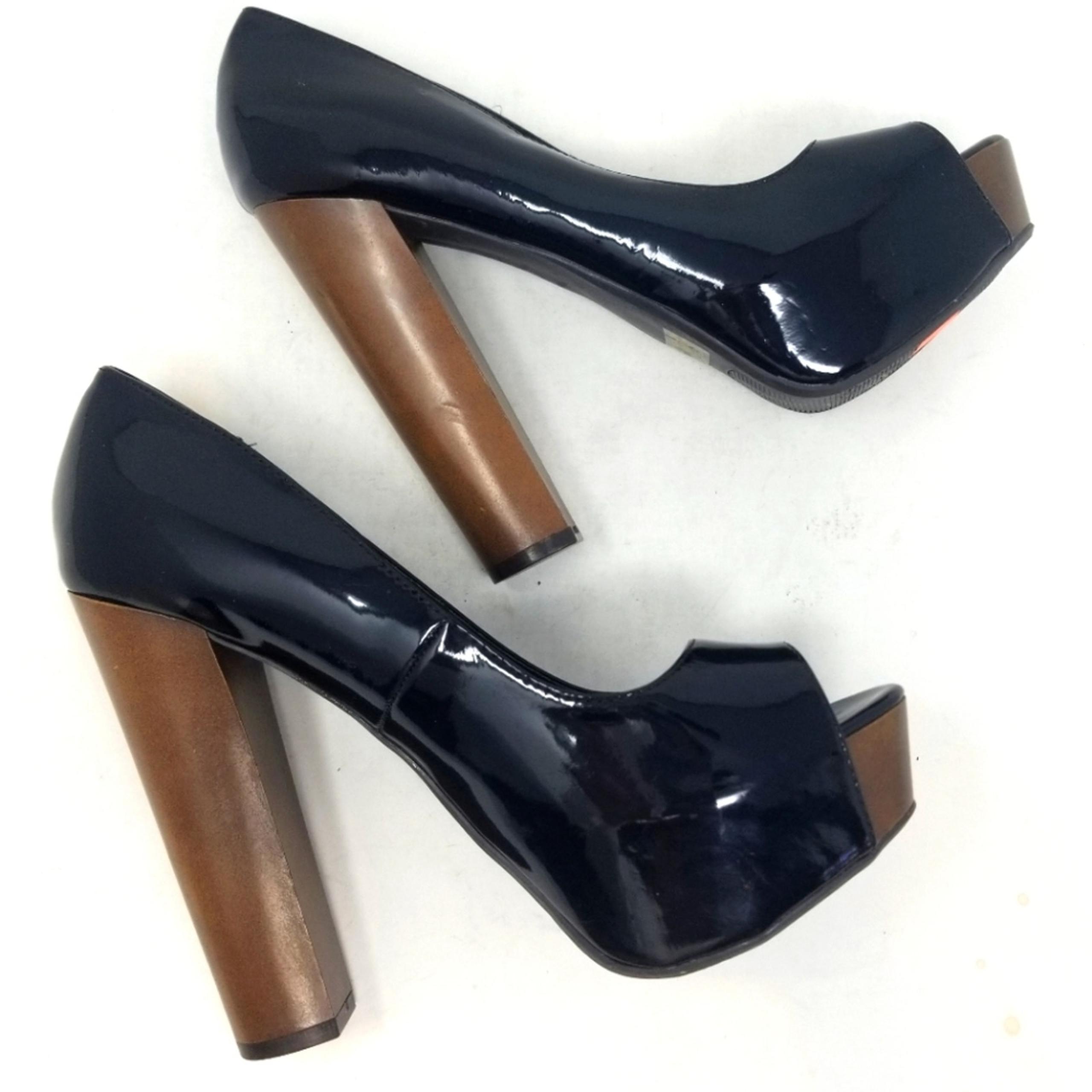 Qupid New Black Platforms Peep Toe Cone Heels Women's Size 7.5