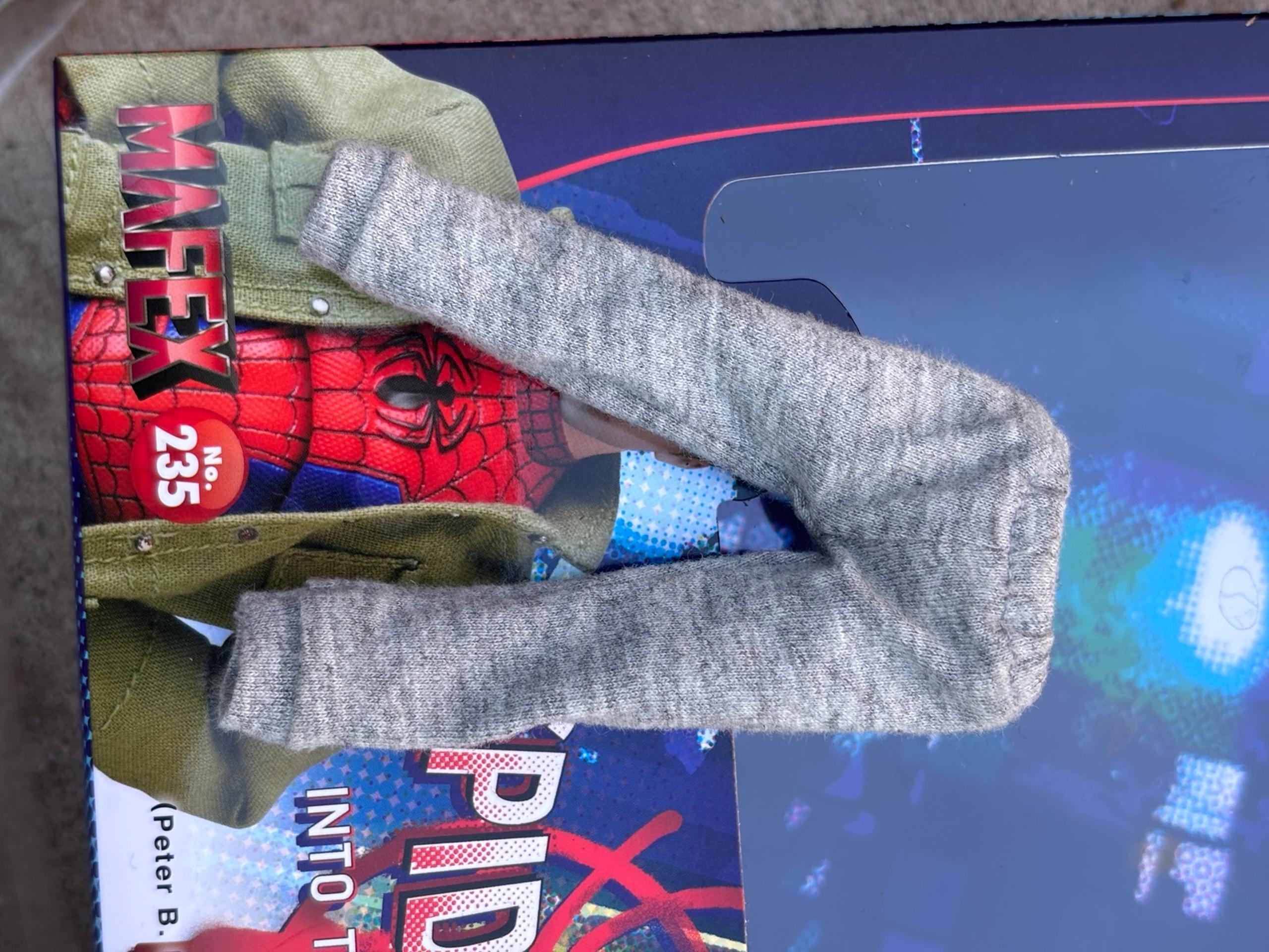MAFEX No.235 Spider-Man Peter B. Parker Renewal Ver. Pants only 6” Fodder