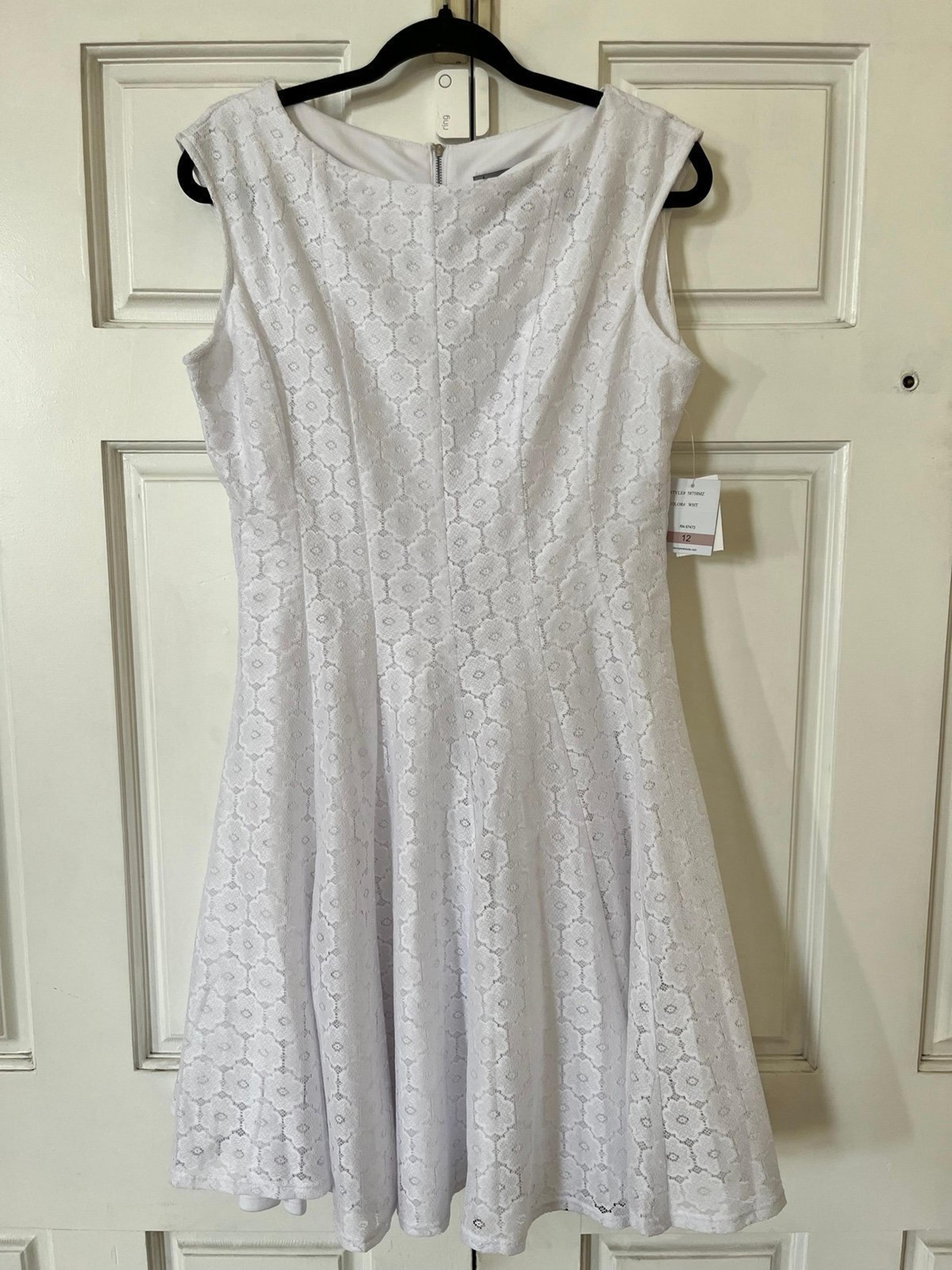 Danny and Nicole White Lace Fit and Flare Dress Women’s Size 12