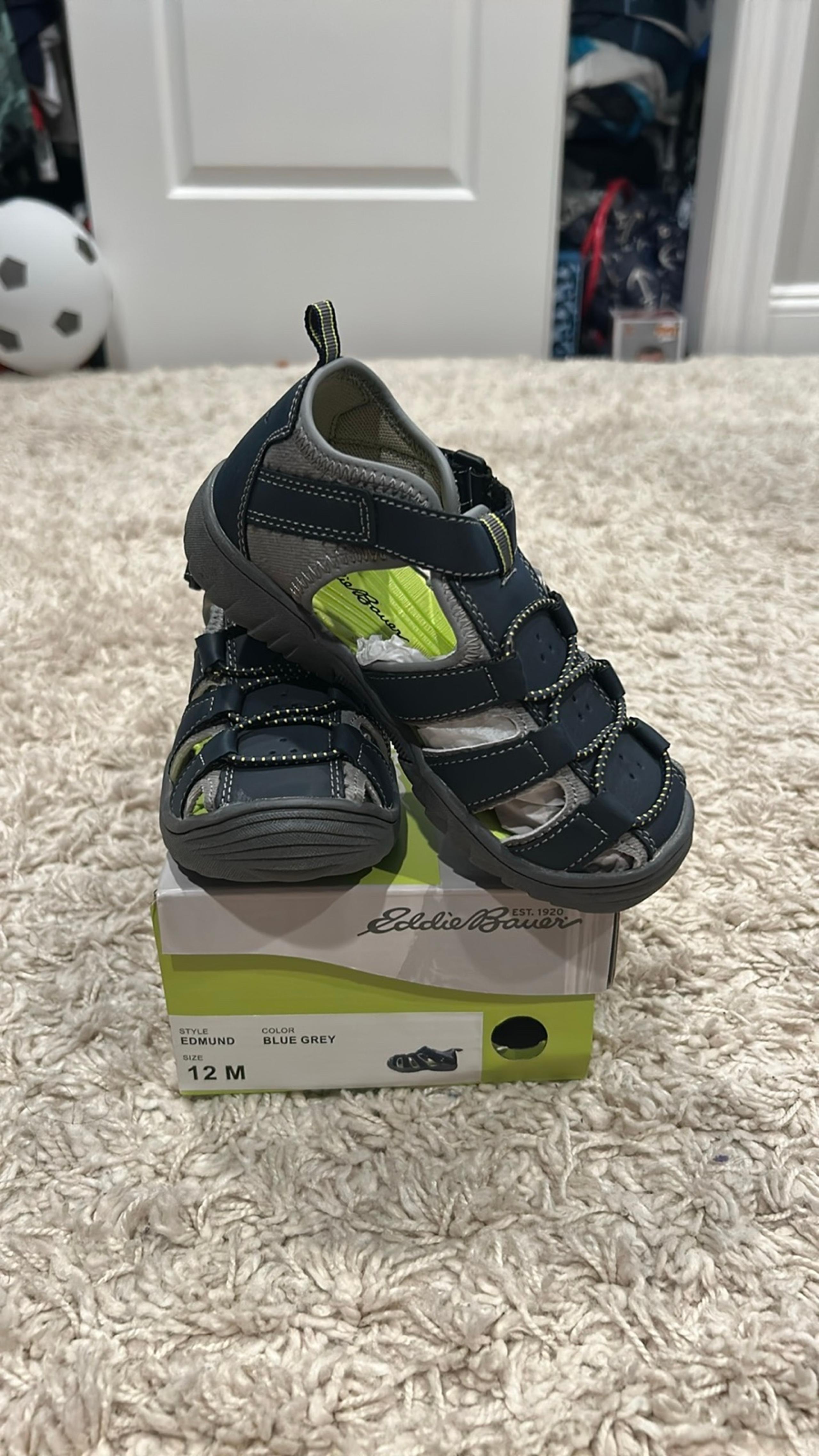 Eddie Bauer boys sandals