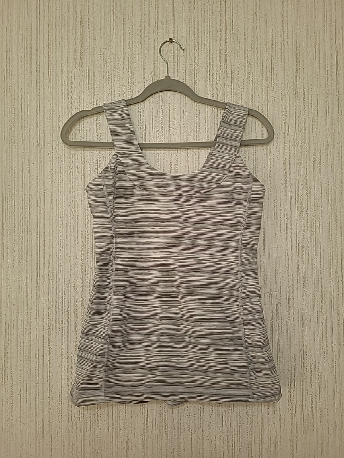 Lululemon Size 8 Grey Stripped Athletic Tank Top Built In Sports Bra
