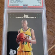 Kevin Durant 2007-08 Topps Rookie PSA 7