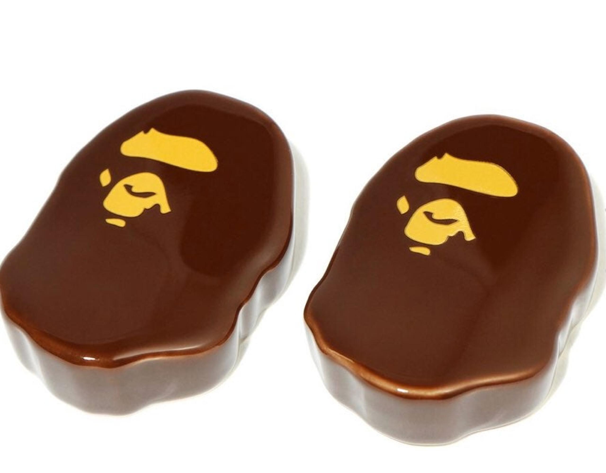 Bape porcelain chopstick rest set new