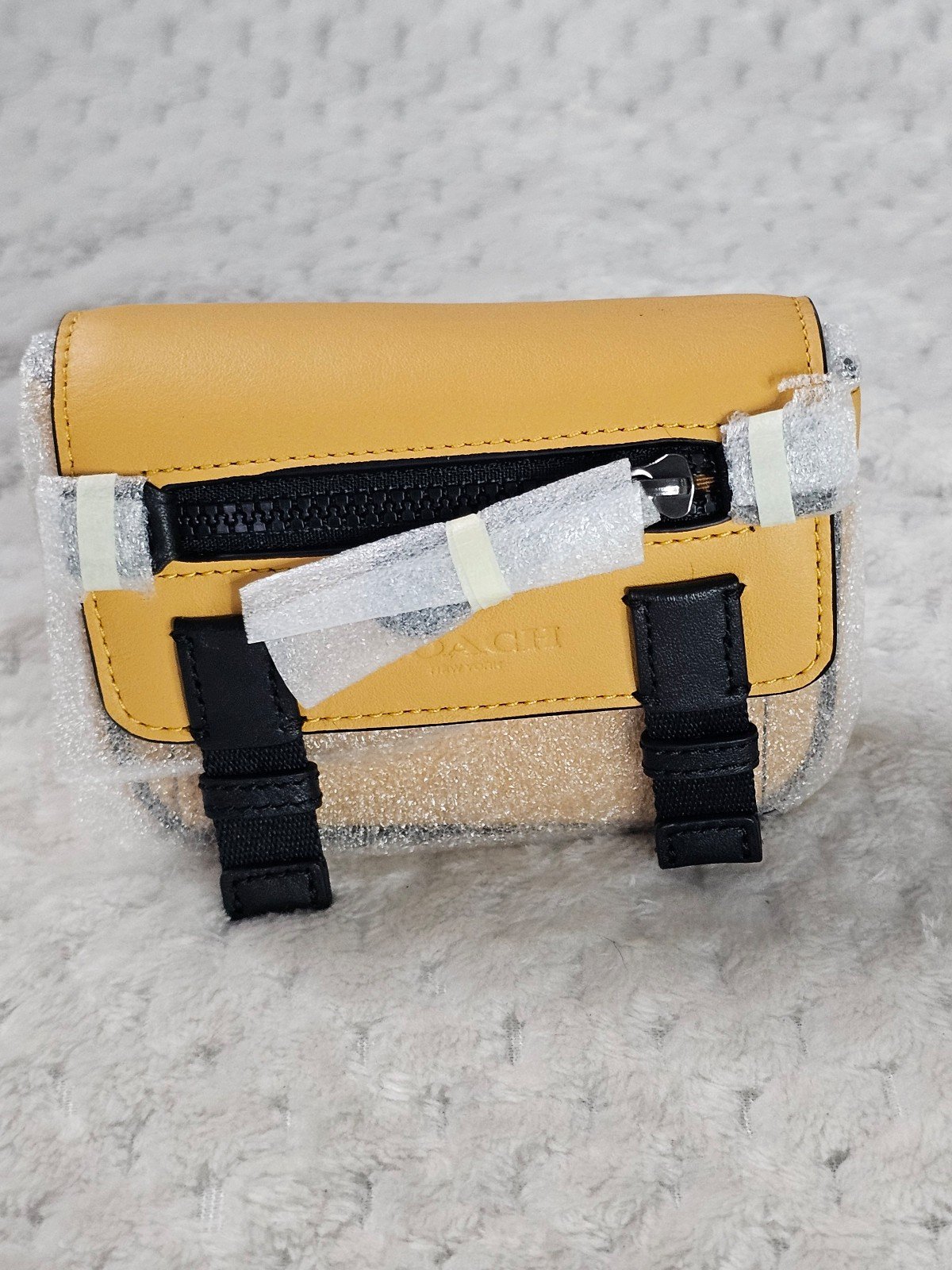 Coach Micro Track Key Fob Bag Charm Card Case Airpod Holder C6964