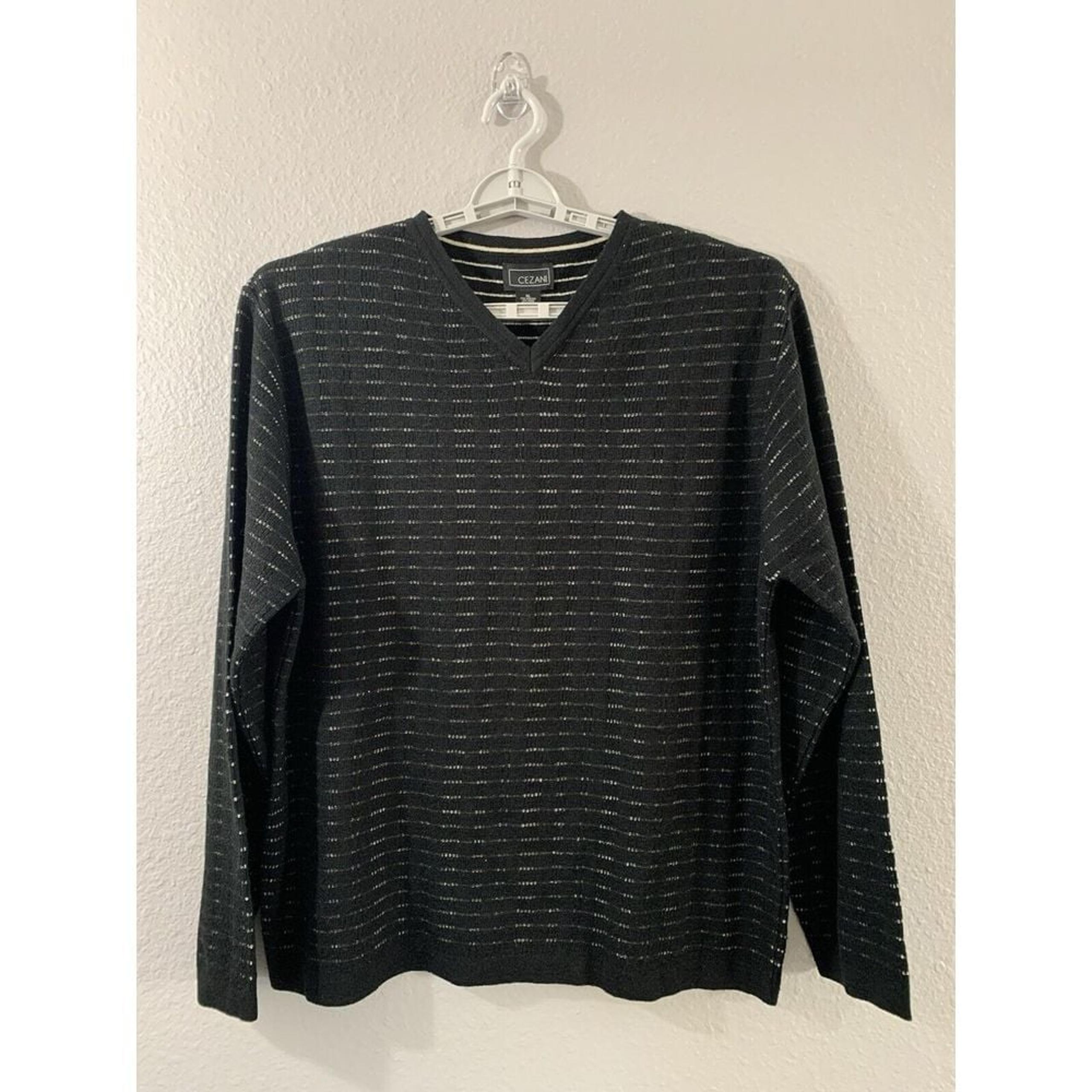 Cezani Men's Wool Blend Black Striped  V-Neck Pullover Sweater Size XL EUC