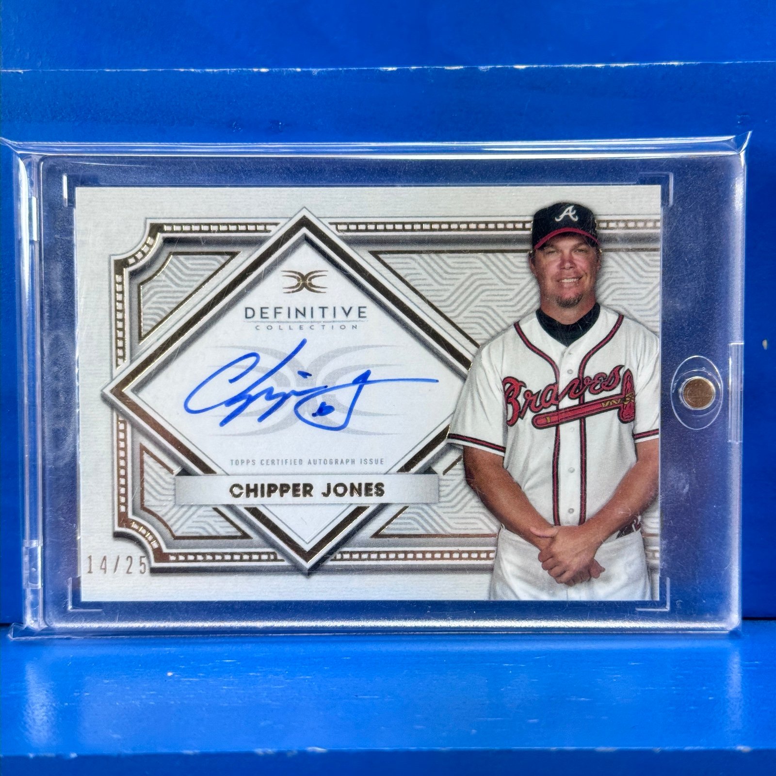 CHIPPER JONES 2022 Topps Definitive Collection On Card Autograph SSP /25 AUTO