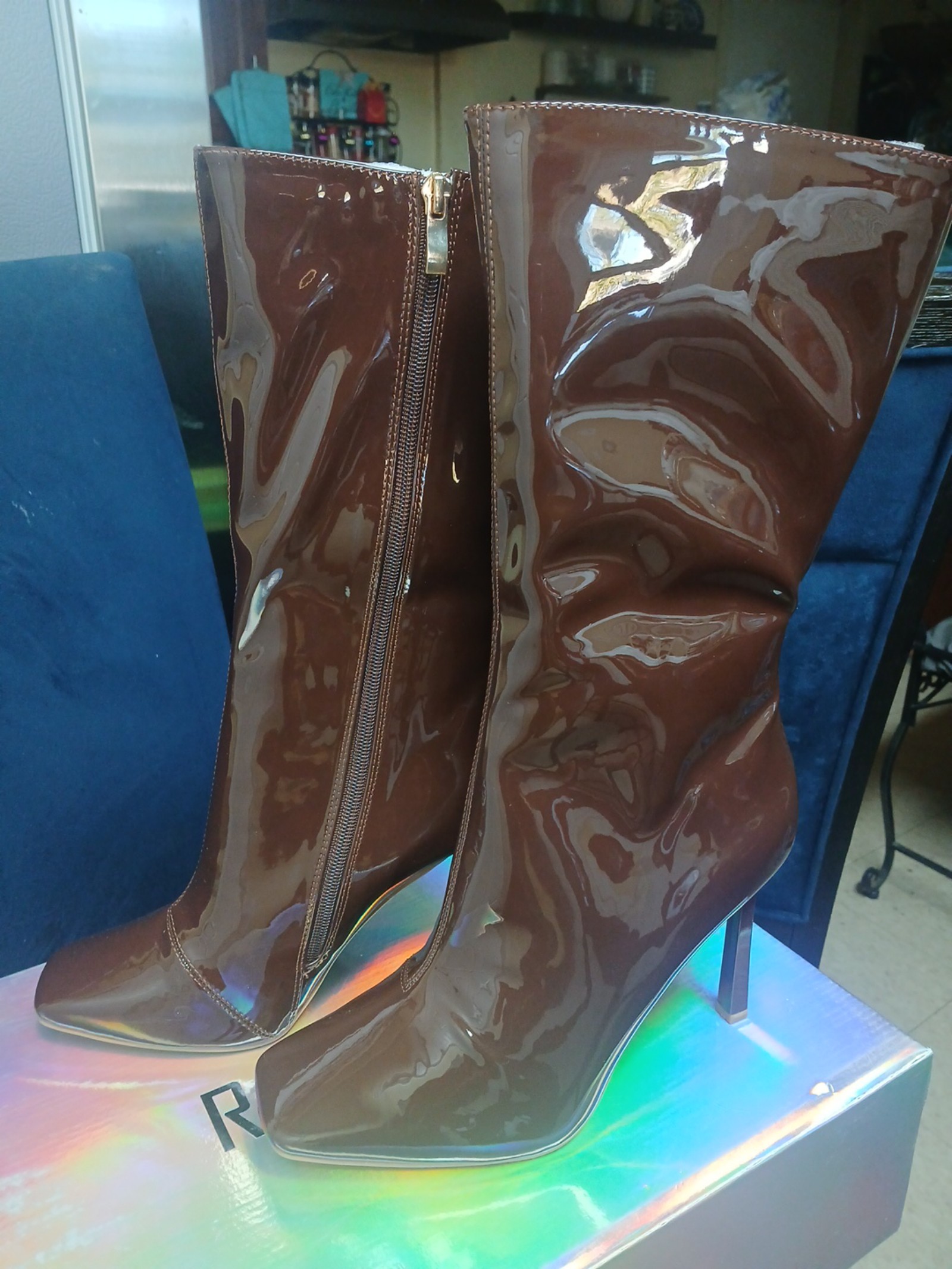 REVOL Luilciene Women's Boots Stiletto, thigh high size 9 NWT