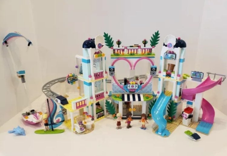 LEGO 41347 Heartlake city resort