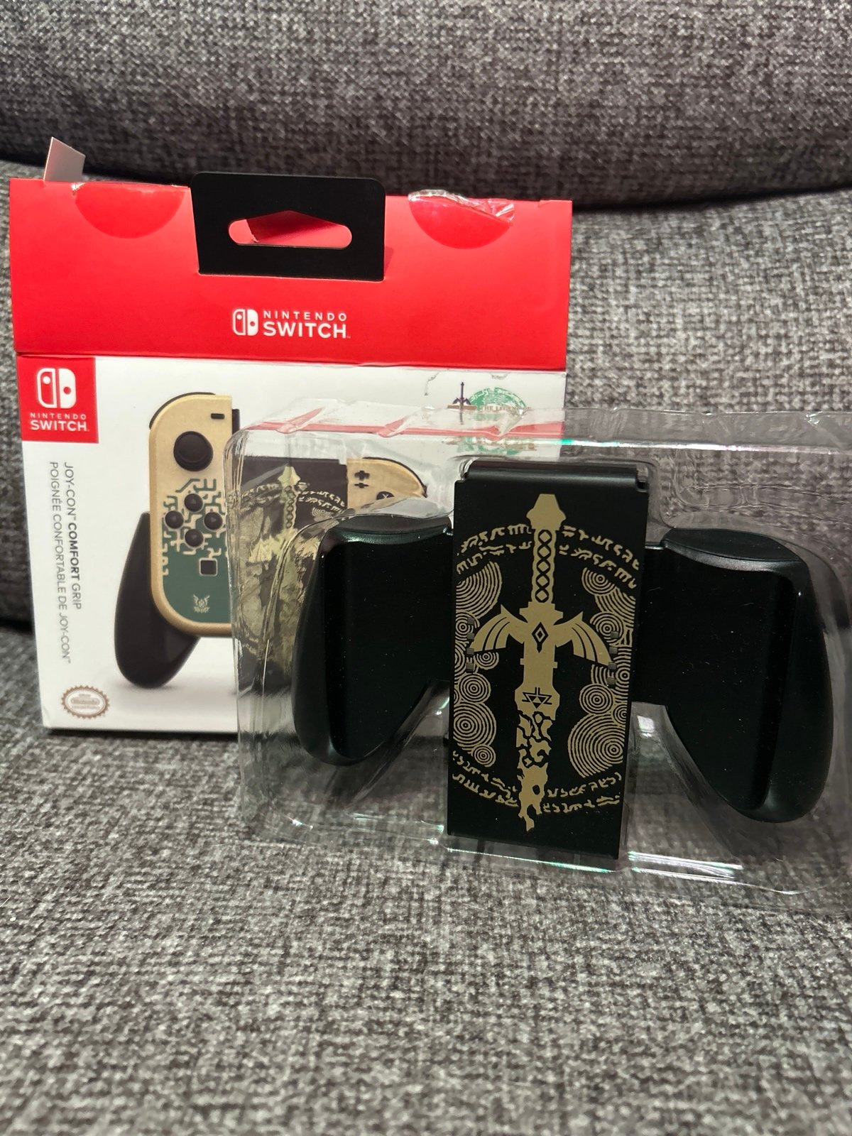 Official Nintendo Switch Joy-Con Comfort Grip Zelda Tears of the Kingdom IOB