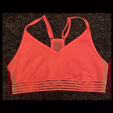 Victoria's Secret PINK Sports Bras Size M