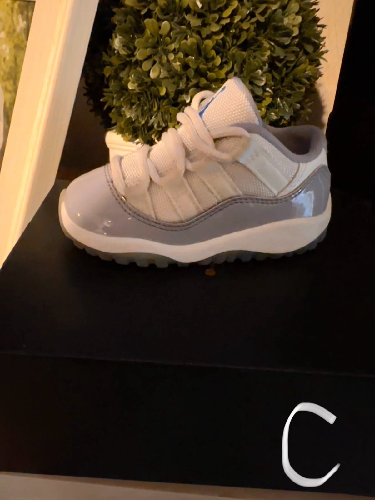 Jordan’s size 6C