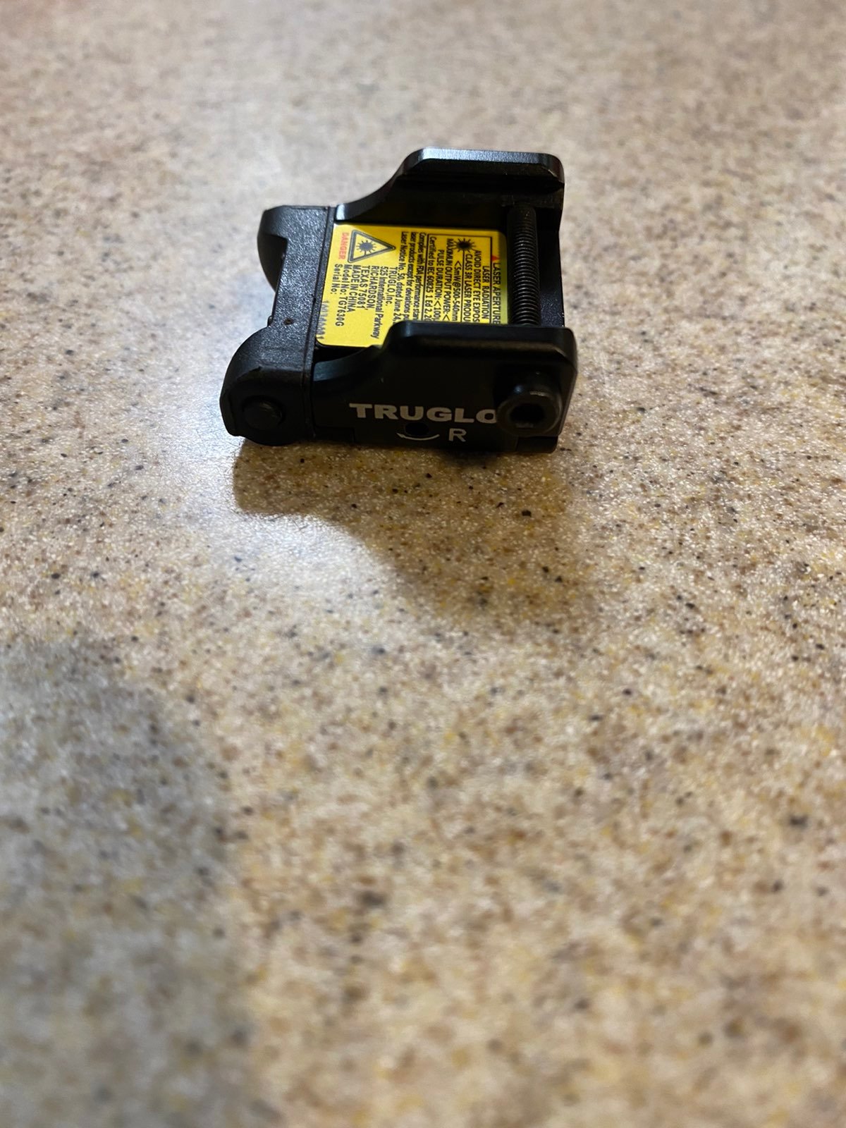 Truglo red / green dot laser low mount sight. Like new. Batteries not included.