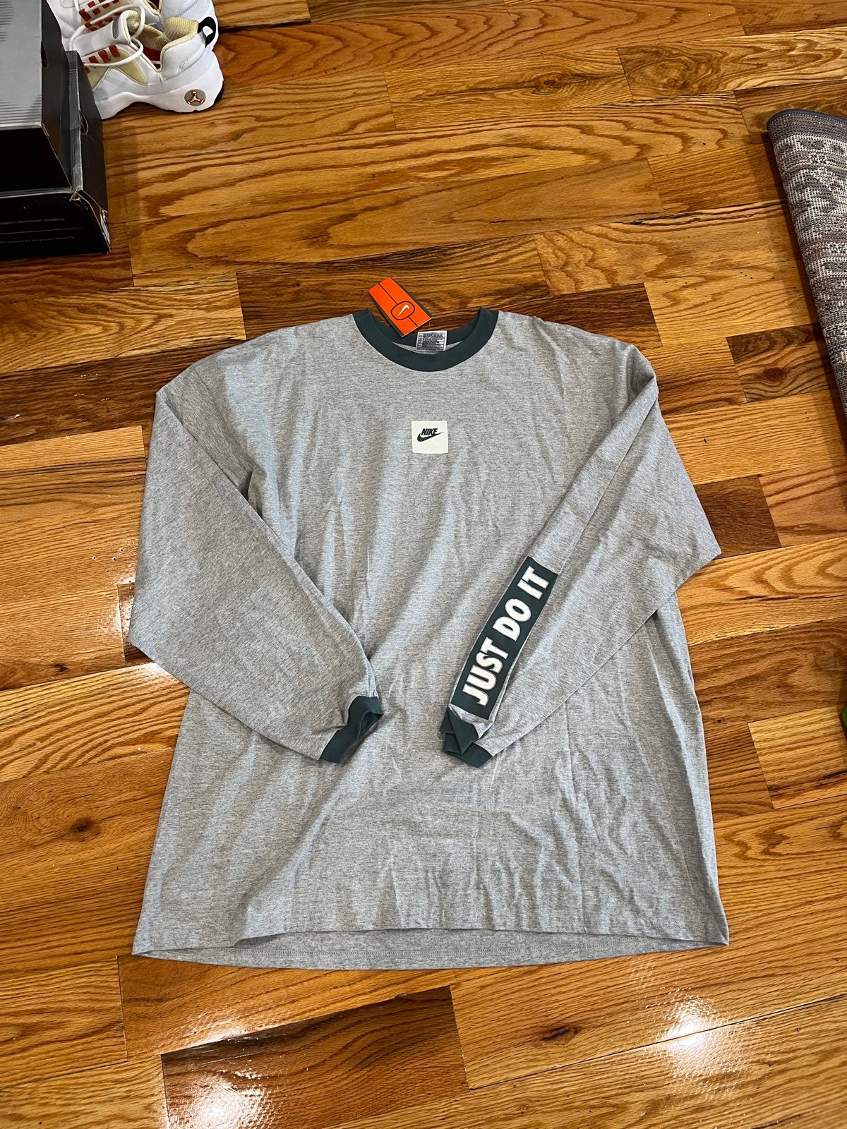 Vintage Nike BRAND NEW Long Sleeve