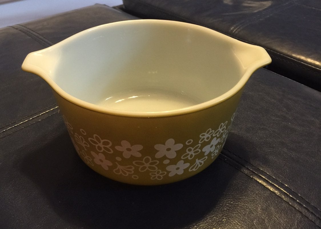 Vintage Pyrex Nesting Set Bowls