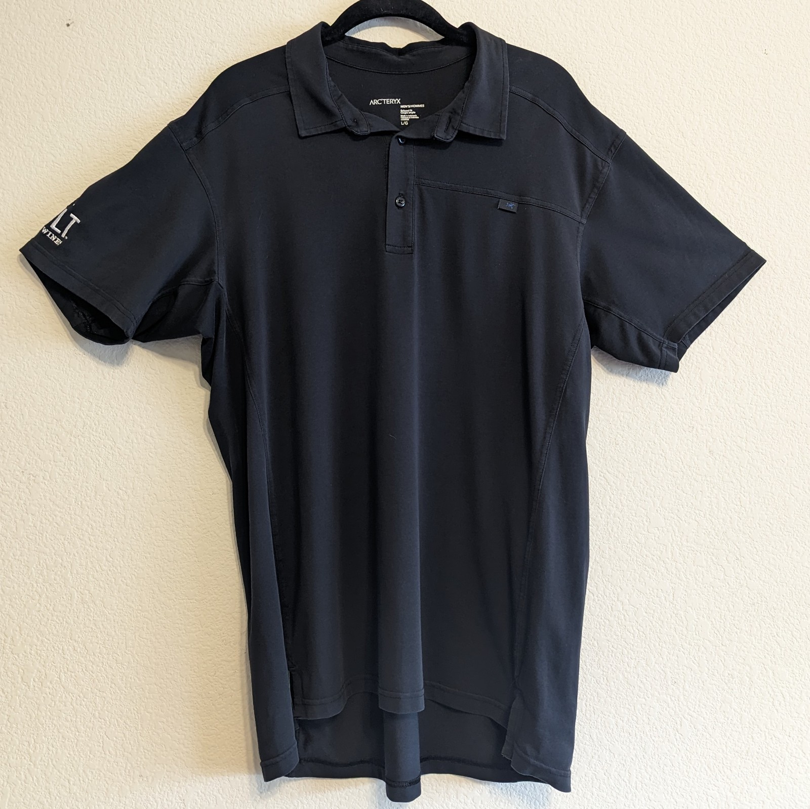 Arcteryx Polo Shirt Mens Medium Black Short Sleeve Captive