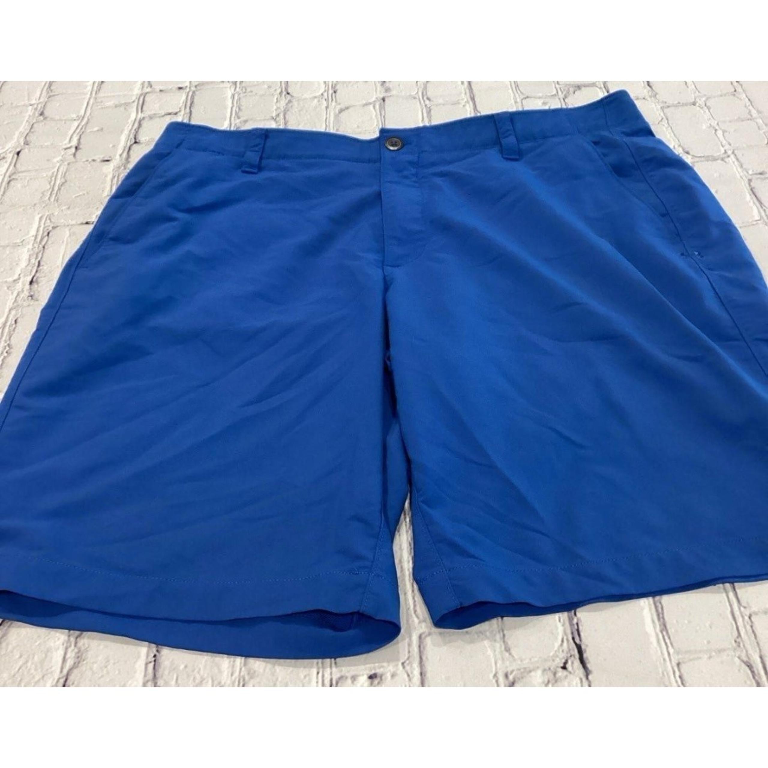 Under Armour Men’s Size 40 Golf / Casual Shorts. 10” Inseam. Color: Blue.